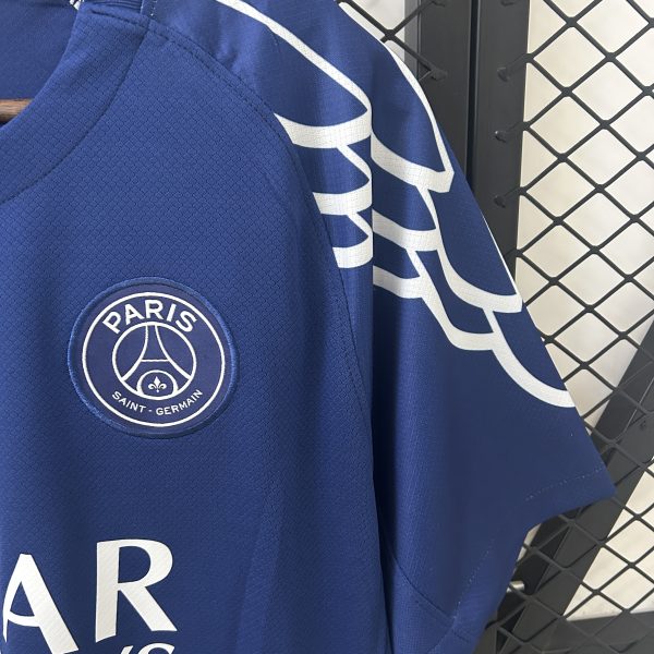 PARIS SAINT GERMAIN QUATRIEME MAILLOT 24/25 – Image 5