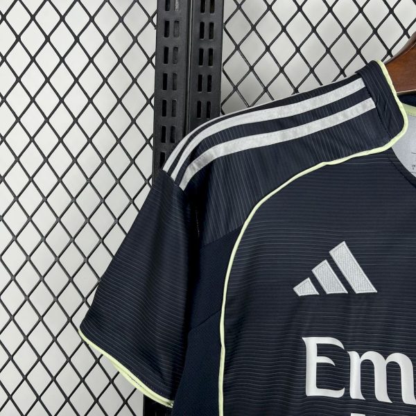 REAL MADRID EXTERIEUR 25/26 – Image 2