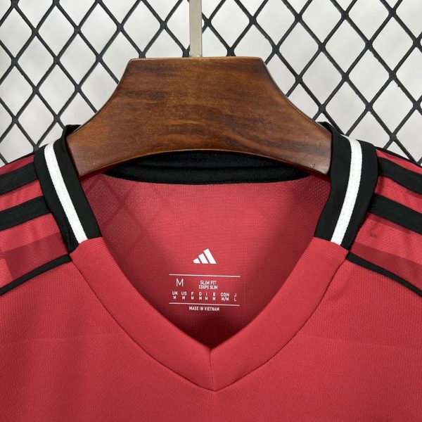 MANCHESTER UNITED DOMICILE 25/26 – Image 2