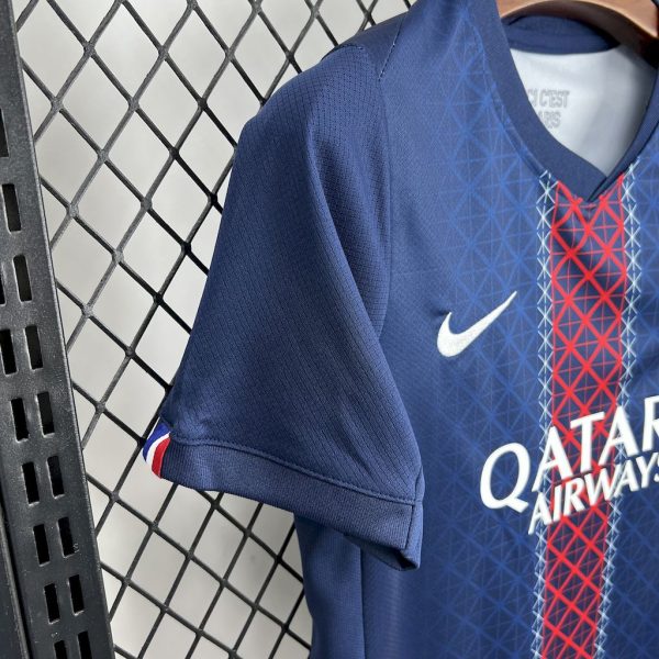 PARIS SAINT GERMAIN DOMICILE 25/26 KIT ENFANTS – Image 4