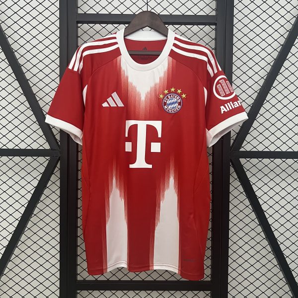 BAYERN MUNICH DOMICILE 25/26