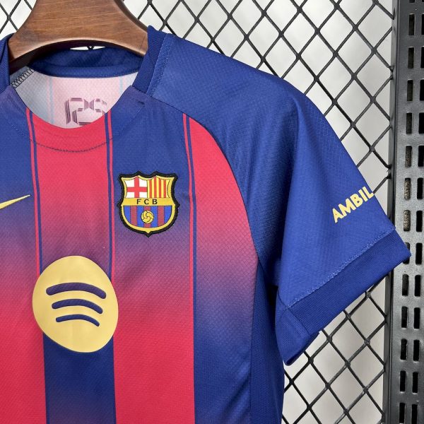 BARCELONE DOMICILE KIT ENFANT 25/26 – Image 2