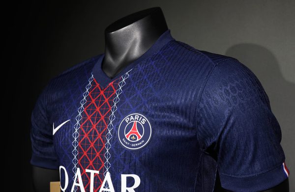 PARIS SAINT GERMAIN MAILLOT DOMICILE VERSION JOUEUR 25/26 – Image 4
