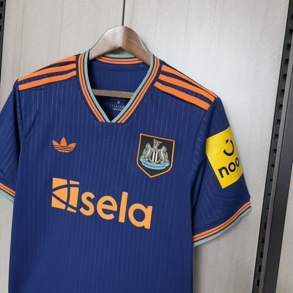 NEWCASTLE EXTERIEUR MAILLOT 25/26 – Image 4