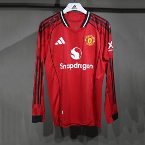 MANCHESTER UNITED DOMICILE 25/26 MANCHE LONGUE VERSION JOUEUR