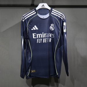 REAL MADRID EXTERIEUR 25/26 VERSION JOUEUR MANCHES LONGUES