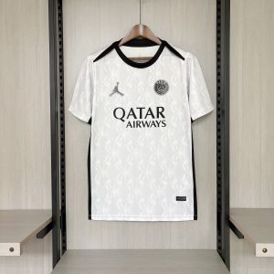 PARIS SAINT GERMAIN ENTRAINEMENT EUROPE 25/26